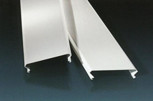 100面鋁條板吊頂1